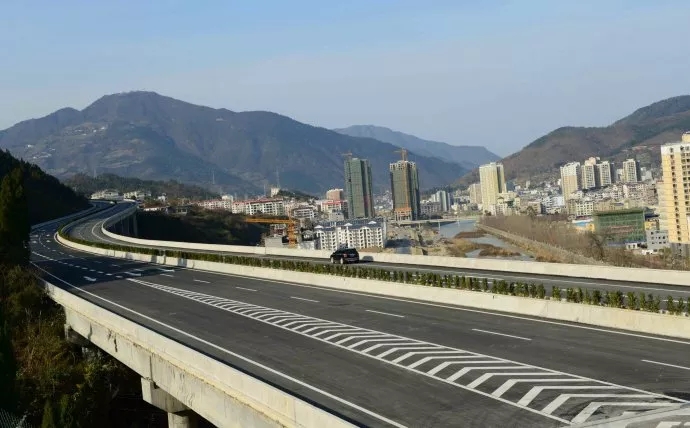 ���|���И�(bi��o)����������ٹ�·������t���ΙC(j��)��(xi��ng)Ŀ